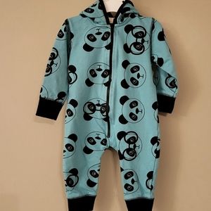 One piece panda print hooded footless romper/footie